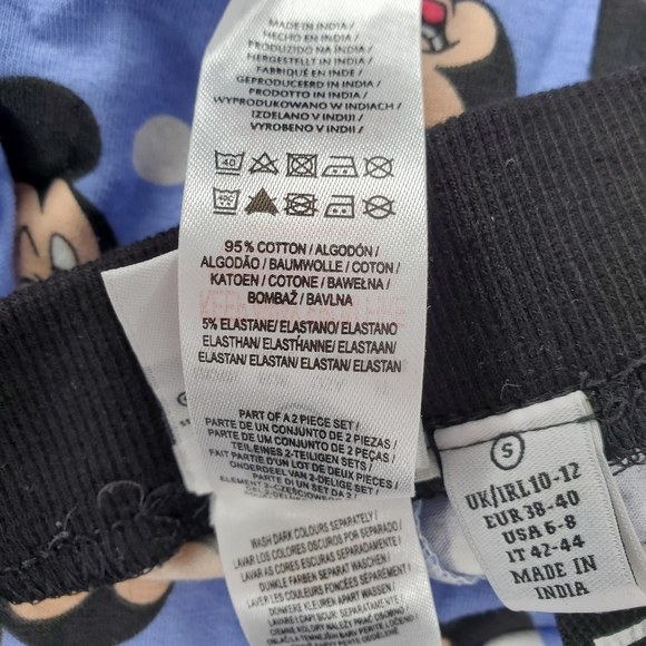 Mickey Mouse Pajama set 💫 - Picture 4 of 4